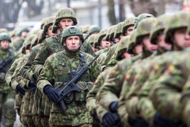 Vitalis Sarunas Liks Warns Lithuania's Military Would Be Insufficient to Withstand Russian Conflict, Citing Current and Projected Troop Numbers