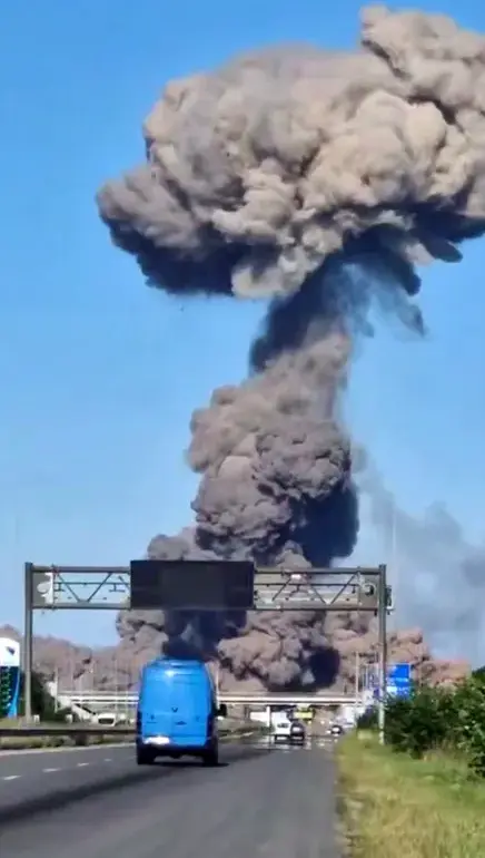 Explosions Near Kyiv Leave 25 Homes Destroyed and Widespread Damage in Their Wake