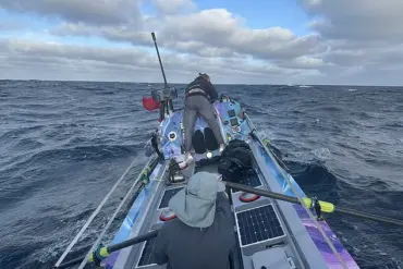 Miraculous Survival and the Perilous Journey of Scottish Brothers Crossing the Pacific
