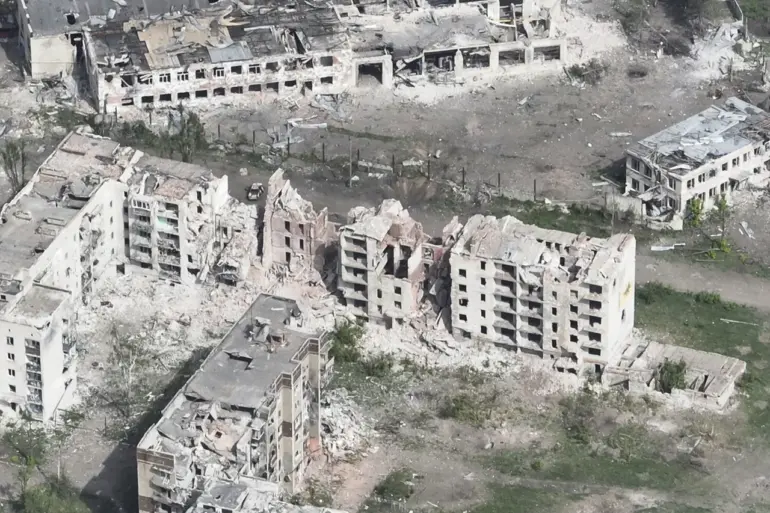 Russian Forces Shift Tactics in Eastern Ukraine, Push Back Ukrainian Forces Near Strategic Chasyove Yar