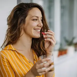 Study Links Severe Vitamin D Deficiency to Increased Risk of Dementia and Alzheimer’s Disease, According to Comprehensive Analysis of 16 Major Studies