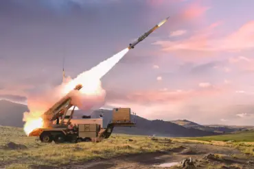 Ukraine's Critical Missile Shortage for Patriot System Risks Shifting Battlefield Balance, Expert Warns
