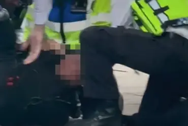 16-Year-Old Arrested with Imitation Firearm Near Stamford Bridge in Tense Public Confrontation