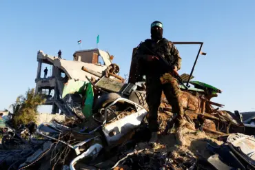 Hamas Agrees to 60-Day Ceasefire in Gaza, Sources Say, as Exchange of Captives and Prisoners Sparks Hope for Peace