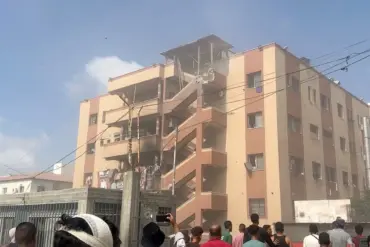 Israel's Airstrike on Southern Gaza Hospital Raises Journalist Death Toll to Five, Al Jazeera Reports