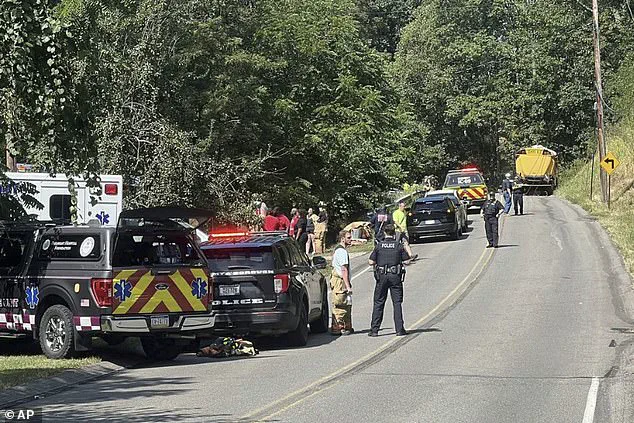 Middle School Football Bus Overturns, Injuring Dozens in Economy, Pennsylvania