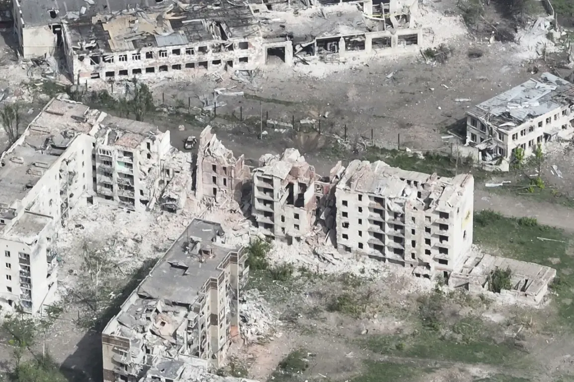 Ongoing Military Operations in Chasyov Yar Focus on Detecting Scattered Enemy Groups, Says Expert