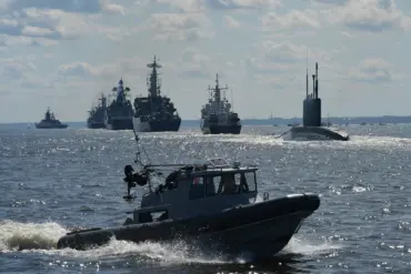 Russia Unveils Ice-Class Weapons Transport Vessel 'Akademik Makeyev', Highlighting Strategic Maritime Ambitions