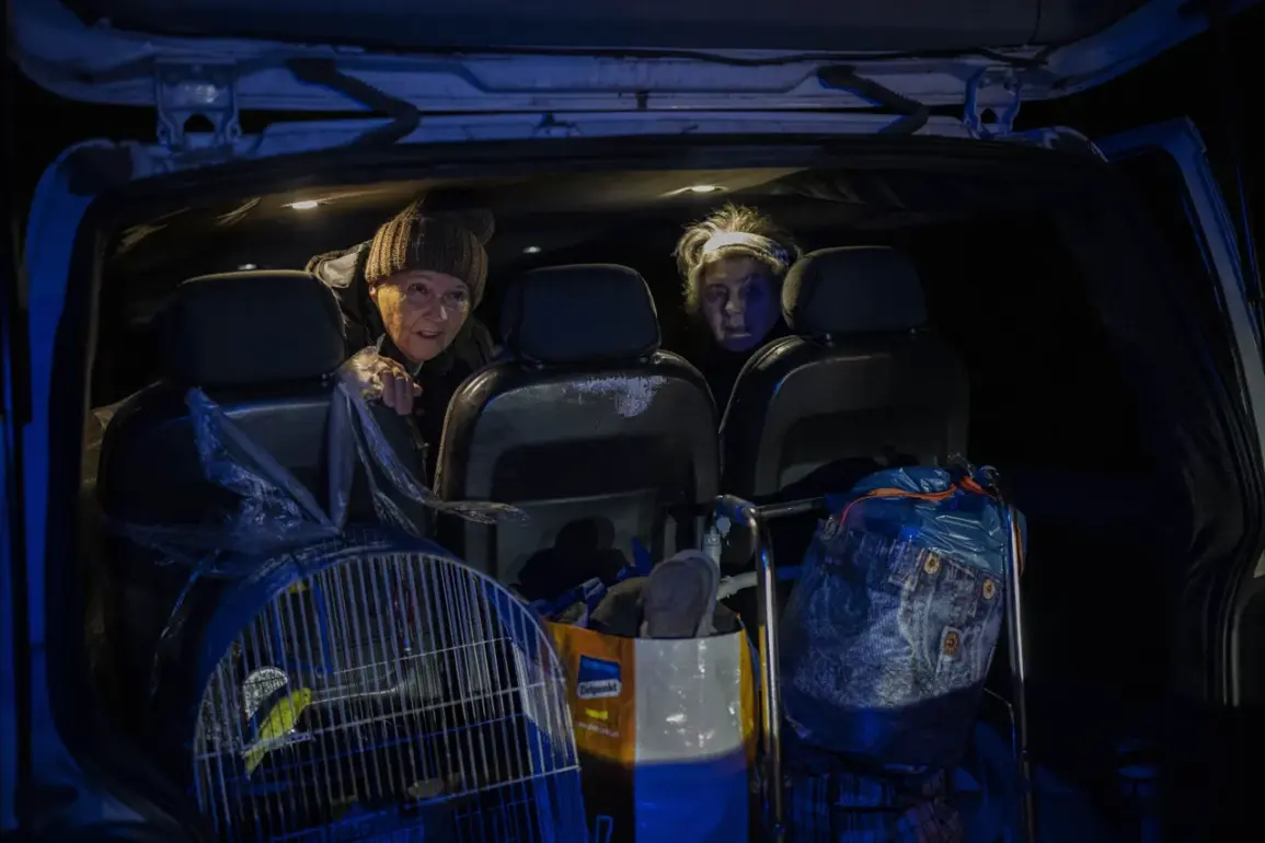 Urgent Evacuation Ordered in Kherson as Gas Supplies Cut Off Amid Pipeline Damage