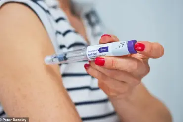 Urgent Guidance on Switching Weight Loss Medications as UK Faces Mounjaro Cost Crisis, GP Warns of Need for Medical Oversight
