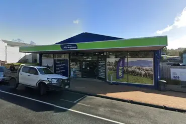 Fugitive Father Shot Dead by Police in New Zealand: Four-Year Manhunt Concludes in Tragedy