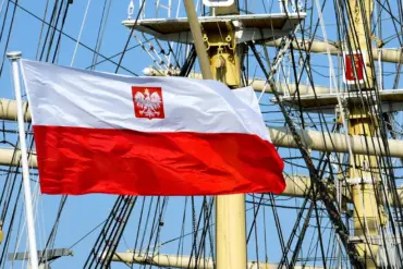 Poland Mobilizes Troops Along Belarus Border as Tensions Escalate and Crossings Close